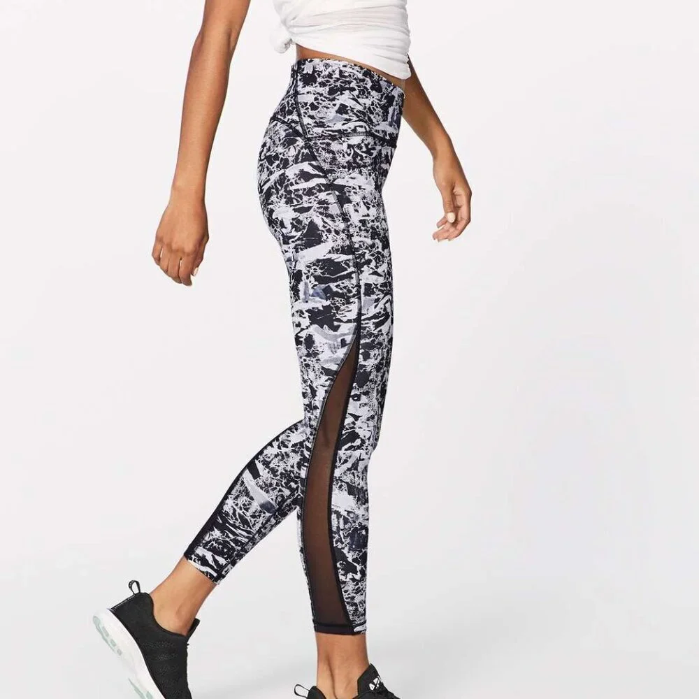 Lululemon Black Interlaced Starlight Train Times Leggings Size 10 26611 - Picture 13 of 15